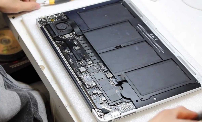 THAY PIN LAPTOP